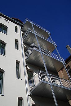 Neubau von Balkonen